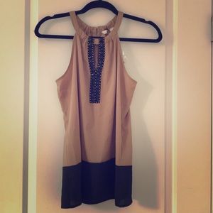 Black and Tan peep hole tank